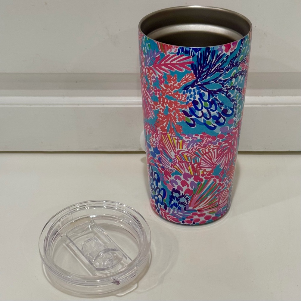 Lilly Pulitzer Splendor In The Sand 20 Oz Insulated Tumbler - Picture 6 of 10